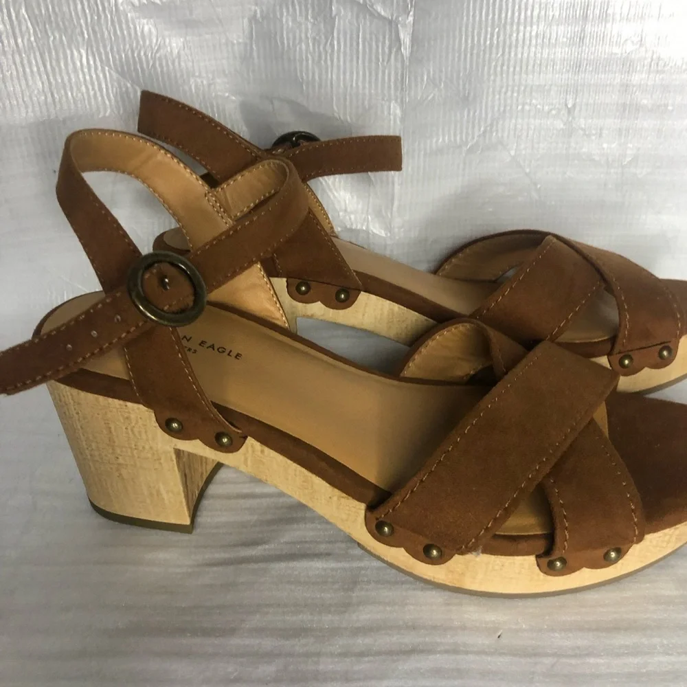 American Eagle Womens‎ Platform Sandals 8 Brown Wooden Chunky Heel Retro